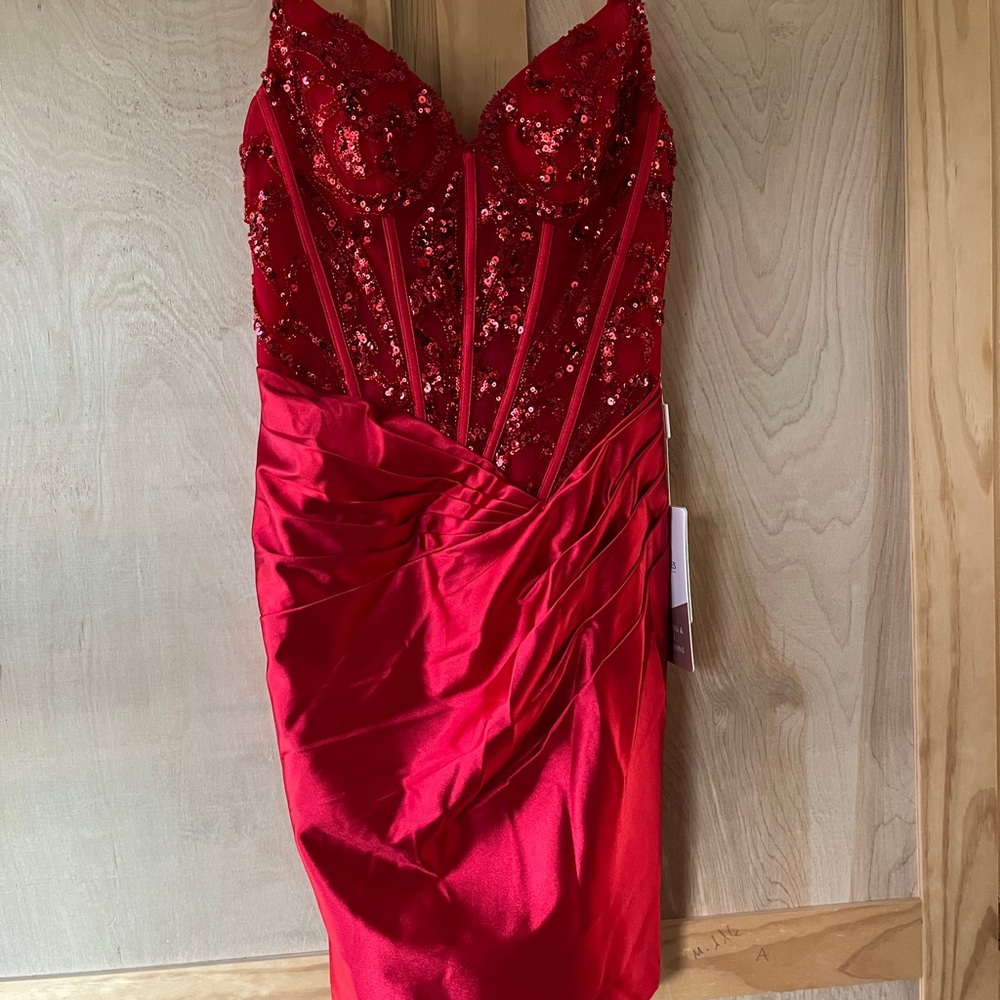 Beautiful formal dress, new with tags. Perfect for prom or cocktail party
